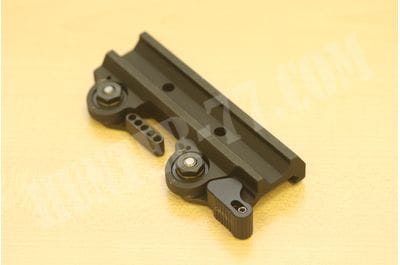 LaRue Tactical ACOG Mount QD LT100 LaRue Tactical ACOG Mount QD LT100