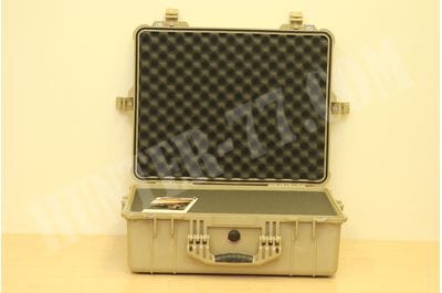 Pelican 1600 Camera Case With Foam (Desert Tan)-foto5