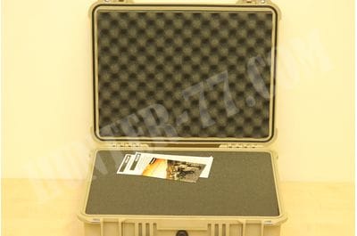 Pelican 1550 Camera Case With Foam (Desert Tan)-foto3