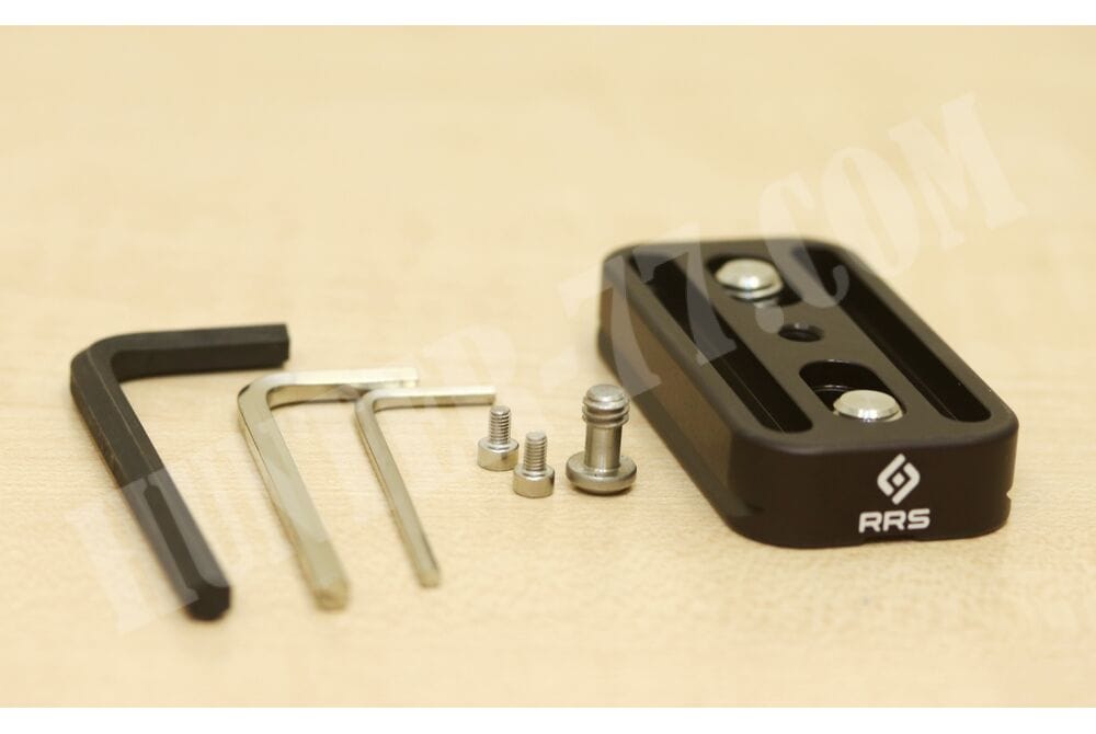 Really Right Stuff VR-76 Quick Release Plate for VYCE Mount and Hog Saddle Really Right Stuff VR-76 Quick Release Plate for VYCE Mount and Hog Saddle