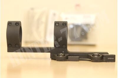 КРЕПЛЕНИЕ БЫСТРОСЬЕМНОЕ Б/У LaRue Tactical SPR-E LT139-30 QD Mount 34 мм Н=1,5" + кольца LTR-34-foto3